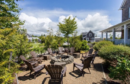 Seabrook House | *NEW* Seabrook's Oceans Five: Dog Friendly!