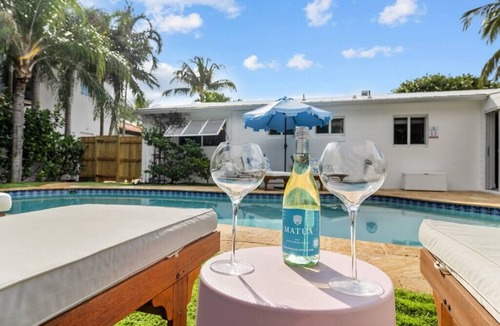 Southside House | NEW! Stunning Oasis - Heated Pool + Walkable