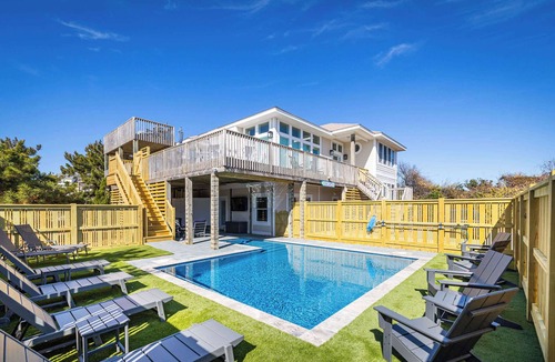 Duck House | Newly Renovated! Semi Oceanfront w/Pool & Hot Tub