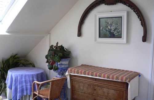 Le Mesnil-Esnard House | Nice and comfortable room.