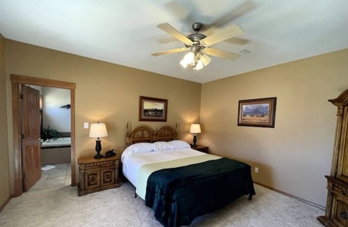 Hermosa House | NO CLEANING OR PET FEES. Magnificent Red Cliff/ Animas Valley Home 3 Bedrooms.