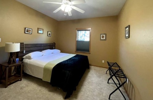 Hermosa House | NO CLEANING OR PET FEES. Magnificent Red Cliff/ Animas Valley Home 3 Bedrooms.