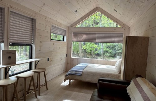 Corinth Cabin | Nordic-Inspired Tiny Cabin Near Lake George & Hudson River, New York