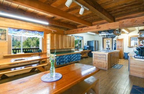 Coffman Cove House | Ocean Front & Private Beach! Coffman Cove Lodge