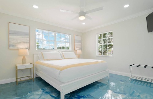 Poiciana Park II House | Ocean Oasis Apt B, Downtown, Beach, Dog Friendly, Shops