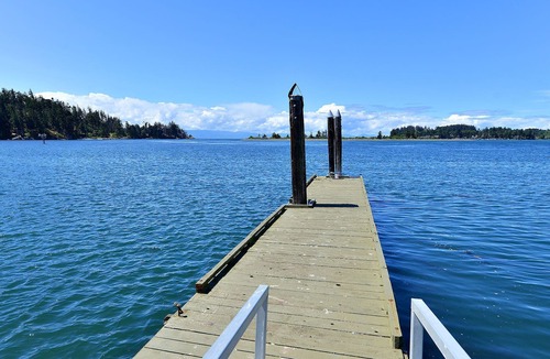 East Sooke House | Oceanfront 3 Bedroom home with Stunning Views