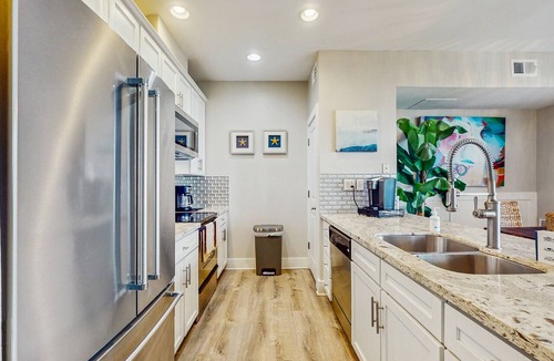 Red Fish Cove Condo | Oceanfront condo with gorgeous views, pool & hot tub - dog-friendly