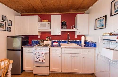 Sekiu Cottage | OceanFront Cottage, Beachwander for miles &/or explore the Olympic National Park