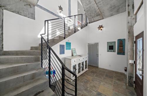 Bermuda Beach House | Oceanfront Experience