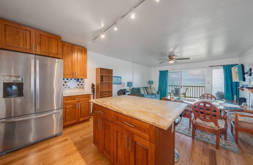 Ualapue Condo | Oceanfront Moloka‘i Retreat | Wavecrest 2nd Floor