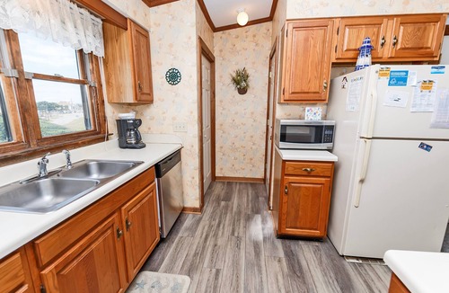 Kitty Hawk House | Oceanside, Close to Beach Access, Community Pool, Ocean Views, KHSDC2, Sea Dunes C2