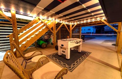 Kill Devil Hills House | Oceanside Cottage -3BDR 2BA-Walk to Beach!