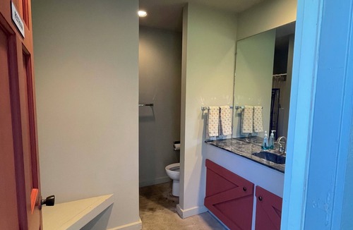 McComb House | One-of-a-Kind Railcar Retreat with Pool