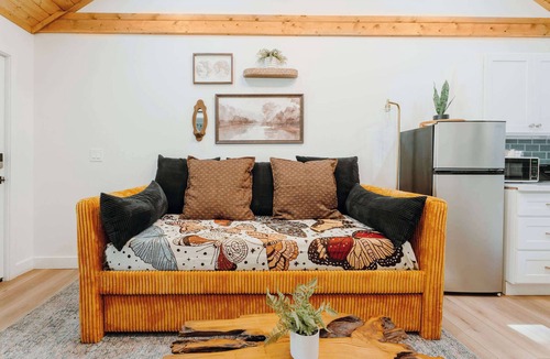 Packwood Apartment | Packwood | Summerland Suite at The Peak Motel