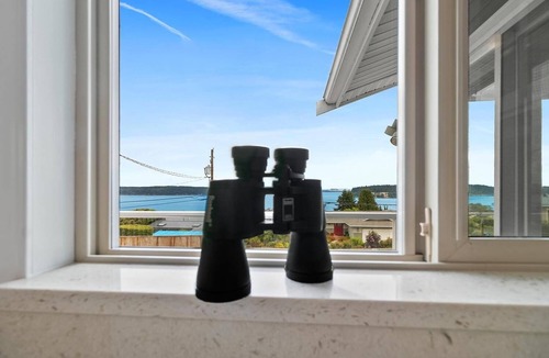 Gig Harbor House | Panoramic views, walking distance to downtown and NEW AC