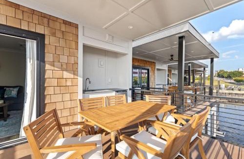 River District House | Paradise at The Cove Riverwalk Villas