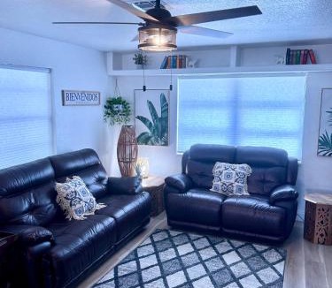 Lantana House | Paradise Duplex by the Beach