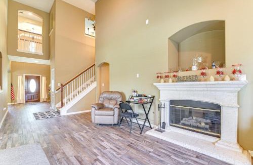 Pearland House | Patio, BBQ & Yard: Family Retreat in Pearland