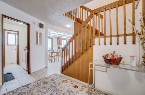 Southwest Edmonton House | PATSY - Sleeps 23 | 8 BR 8 BA | 2 SidexSide Homes