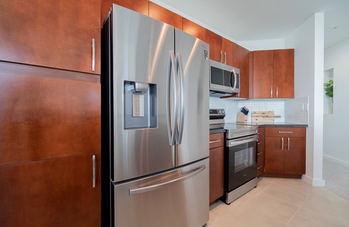 West Palm Beach Condo | Penthouse Condo, minutes from Downtown & from the Beach
