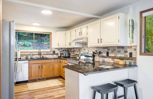 Kenmore House | Perch - Lake Forest Park Retreat
