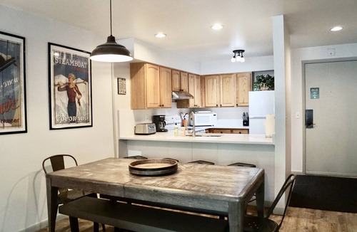 North Park City Condo | Perfect Ski in Ski out - Snowflower #112