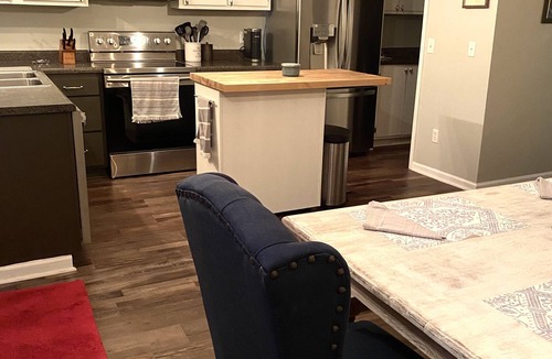 Wilmington House | Perfect Wilmington Getaway 5 Min to Beach, Downtown & UNCW