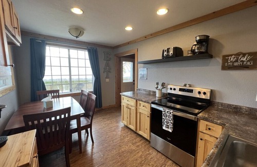 Garrison House | Pet-Friendly Garrison Cabin