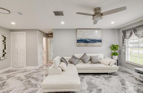 West Palm Beach House | Pet-Friendly Gem with Pool and Yard in West Palm Beach