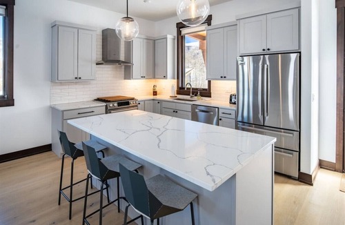 Silverthorne House | Pet-Friendly Mountain Escape | Private Firepit | Near Trails + Adventure