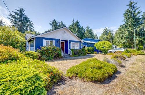 Ocean Park House | Pet-Friendly Ocean Park Rental w/Outdoor Fire Pit