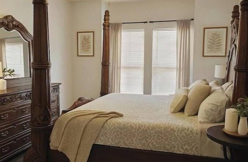 Ponchatoula House | Ponchatoula Townhouse Retreat