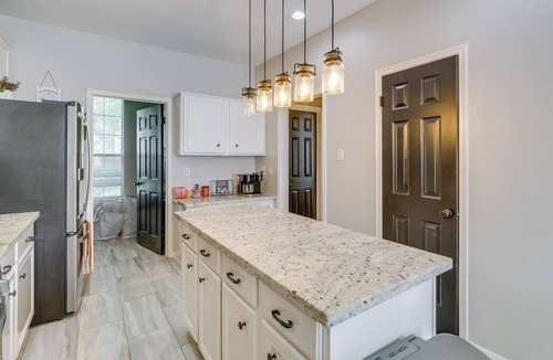 Wimbledon Falls House | Pool & Shared Game Area! Home 7 Mi to Dtwn Tomball