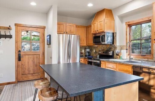 Tamarack Resort House | Powder Ridge | Includes Two 1-Day Lift Tickets