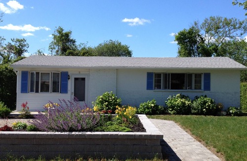 Weekapaug House | Prime Beach Location