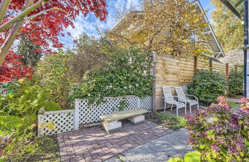 Lower Queen Anne House | Prime Location walk to attractions w Free Parking