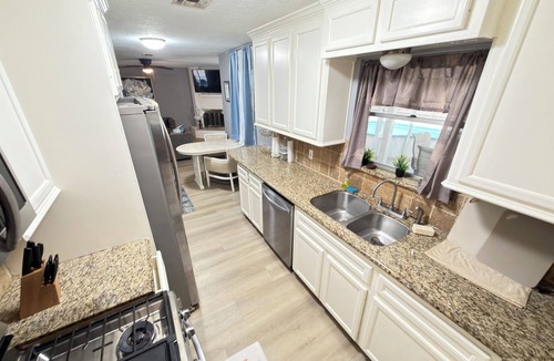 Deer Park House | Private 3BR Pool Retreat Near Houston