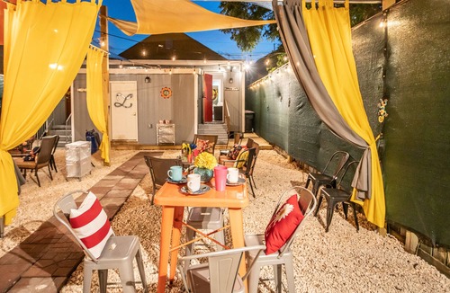Seventh Ward Apartment | Private Artist Studio, KING Bed, Huge Patio (Y)
