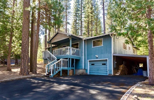 Graeagle House | Private Graeagle home in a Grove of Pines