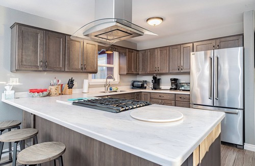 Soldotna House | Private Home on the Kenai River at Gull's Landing