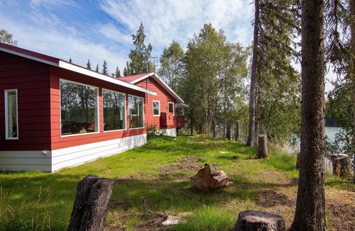 Soldotna House | Private Home on the Kenai River at Gull's Landing