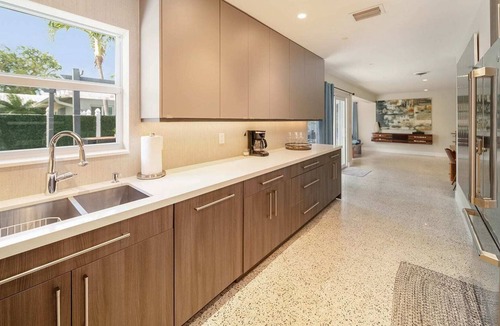 Coral Heights House | Private Pool, Outdoor Palapa Lounge, BBQ & Hot Tub