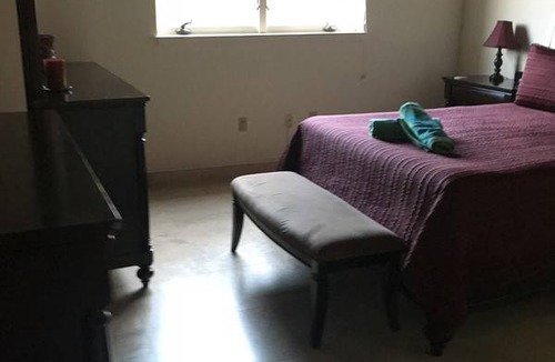 Wellington Resort | Private room ∙ 1 guest