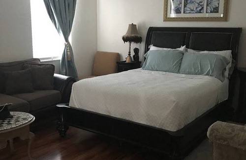 Wellington Resort | Private room ∙ 1 guest