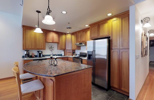 New Tacoma Condo | PROMO 15% WEEKLY/45% MONTHLY DISCOUNT Tacoma's Theater Dist. High-End Condos.