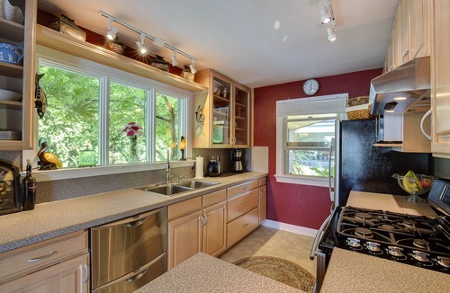 Bremerton House | Puget Sound Oasis—Waterfront Stay, Walk to Ferry for Seattle Major international sporting event