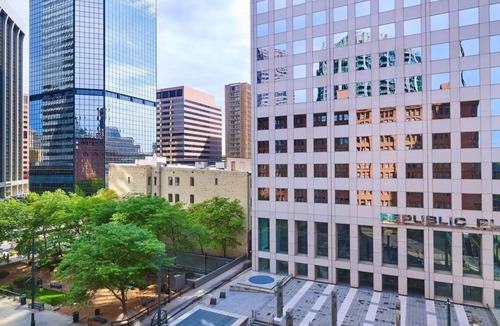 Uptown Hotel | Queen City View | The Brown Palace | 1892 Landmark, Downtown Denver
