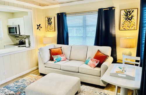 Delray Beach Condo | Quiet Luxury 3 Min Walk to Beach & Atlantic Ave Heated Pool Delray Beach'
