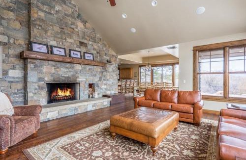 West Yellowstone House | Rainbow Point Sabo Cabin