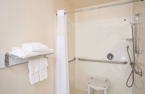 Draper Hotel | Ramada by Wyndham Draper
